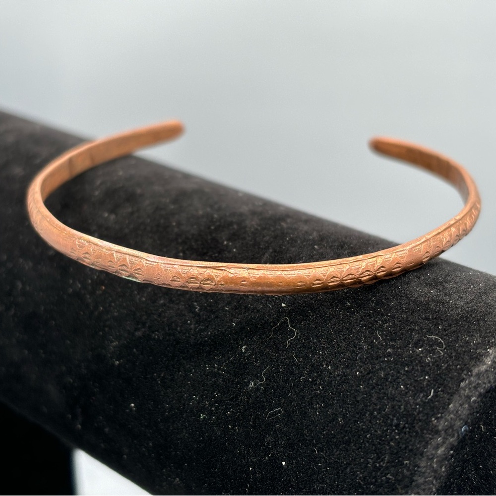 Textured Copper Bangle Bracelet - image 2